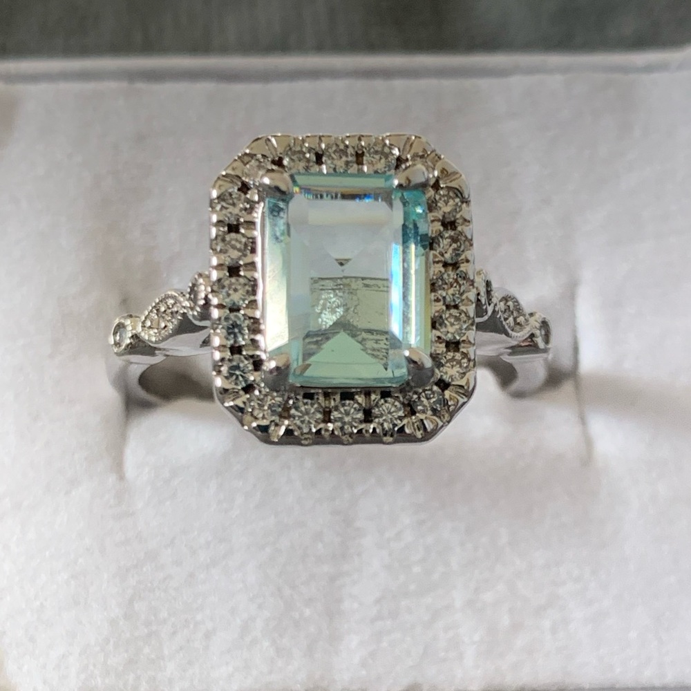 Bomb Party Lab Created Light Aquamarine on rhodium plating